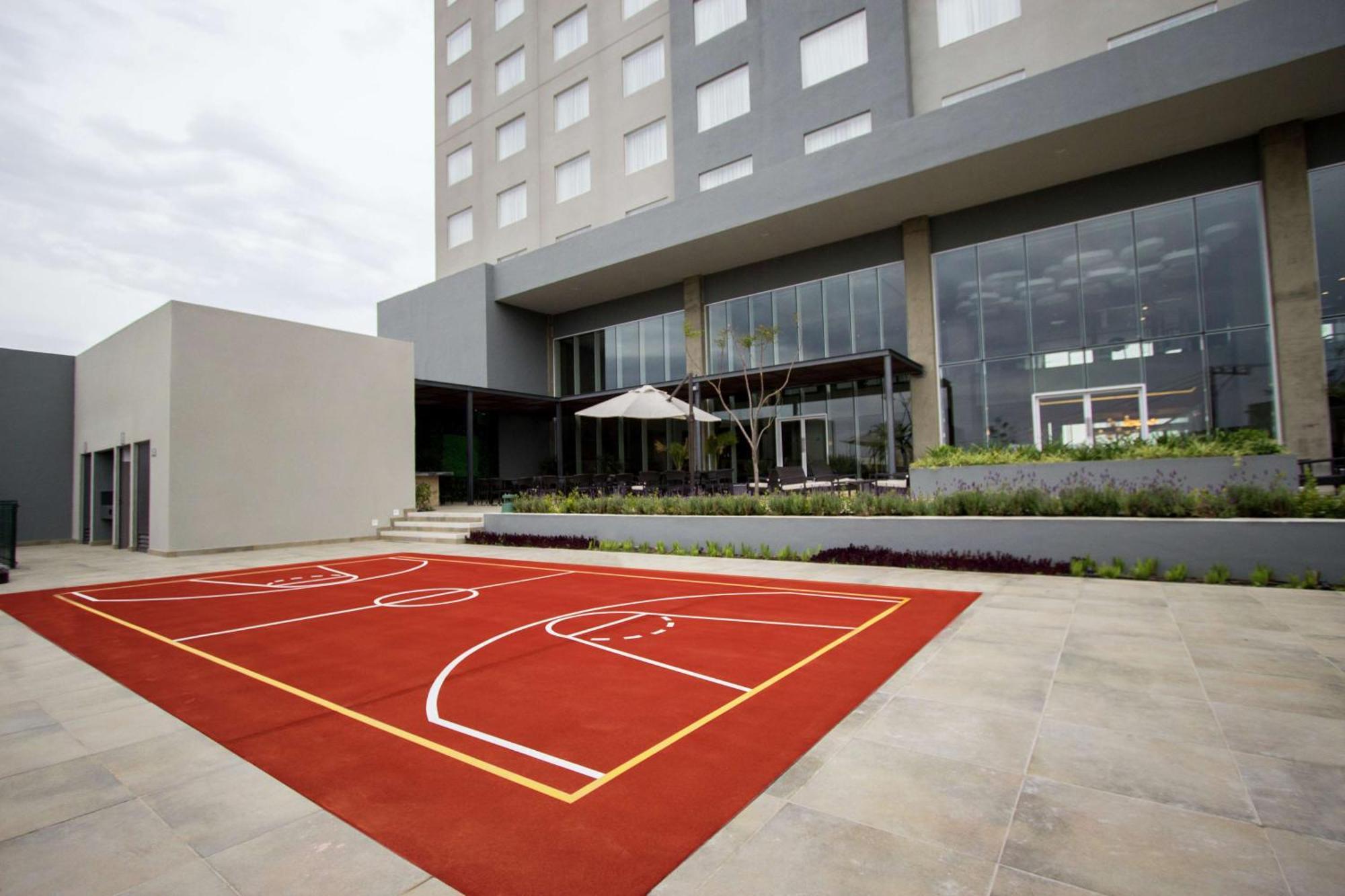 Homewood Suites By Hilton Silao Airport Exterior photo